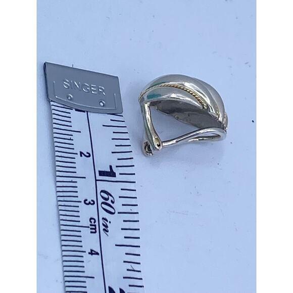 Tiffany & Co. Authentic Vintage Gold-Tone Clip-On Earrings - Picture 10 of 10